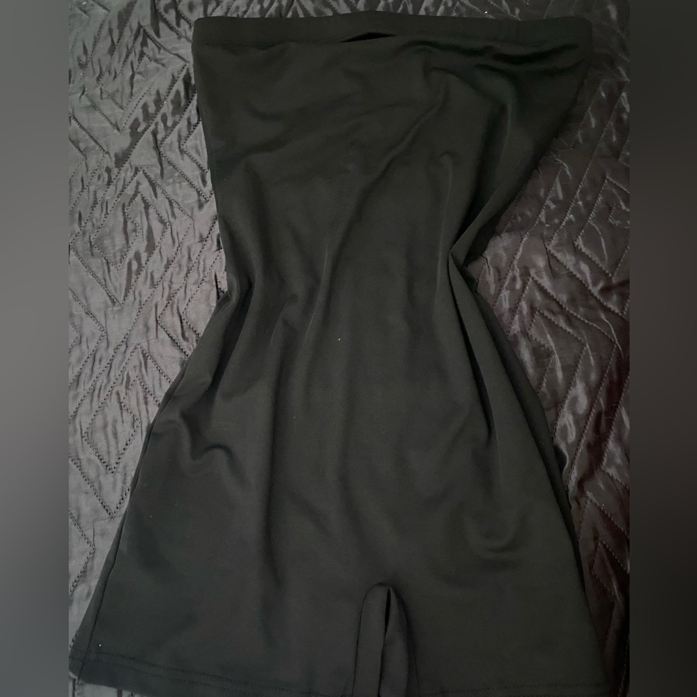 Woman’s tube unitard romper